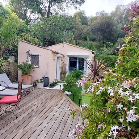 Mandelieu Dans Un Jardin Bb Et Jacuzzi Bed & Breakfast エクステリア 写真
