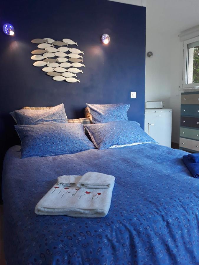 Mandelieu Dans Un Jardin Bb Et Jacuzzi Bed & Breakfast エクステリア 写真