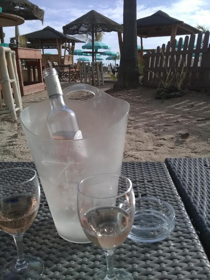 Mandelieu Dans Un Jardin Bb Et Jacuzzi Bed & Breakfast エクステリア 写真