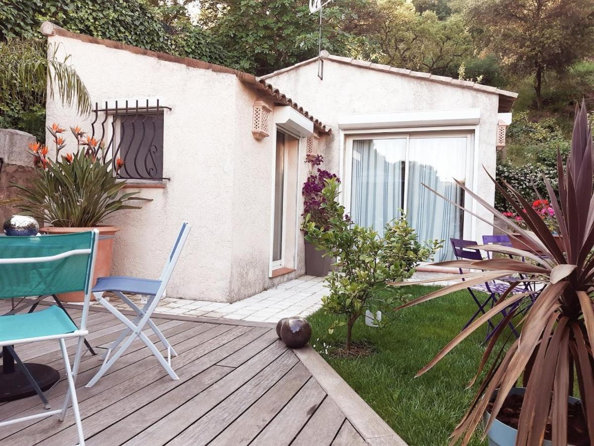 Mandelieu Dans Un Jardin Bb Et Jacuzzi Bed & Breakfast エクステリア 写真