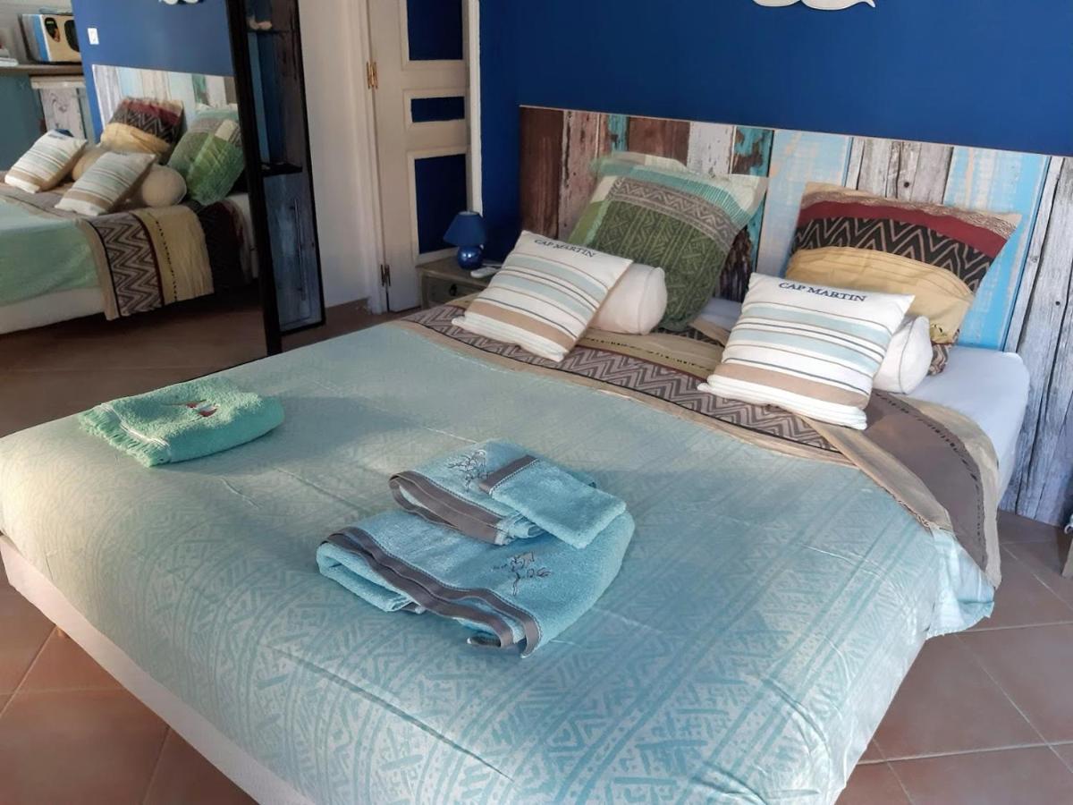 Mandelieu Dans Un Jardin Bb Et Jacuzzi Bed & Breakfast エクステリア 写真