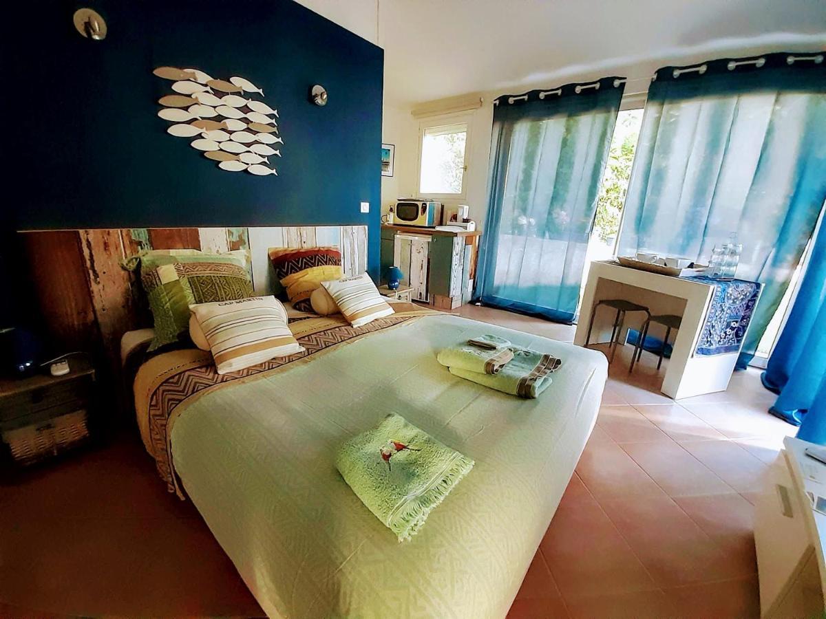 Mandelieu Dans Un Jardin Bb Et Jacuzzi Bed & Breakfast エクステリア 写真