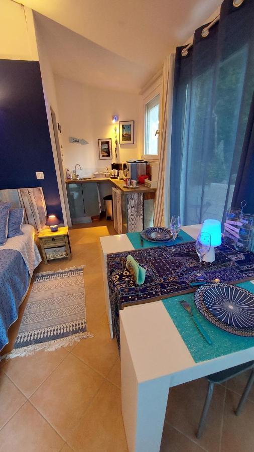 Mandelieu Dans Un Jardin Bb Et Jacuzzi Bed & Breakfast エクステリア 写真