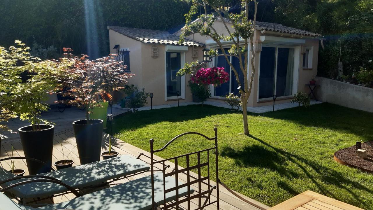 Mandelieu Dans Un Jardin Bb Et Jacuzzi Bed & Breakfast エクステリア 写真